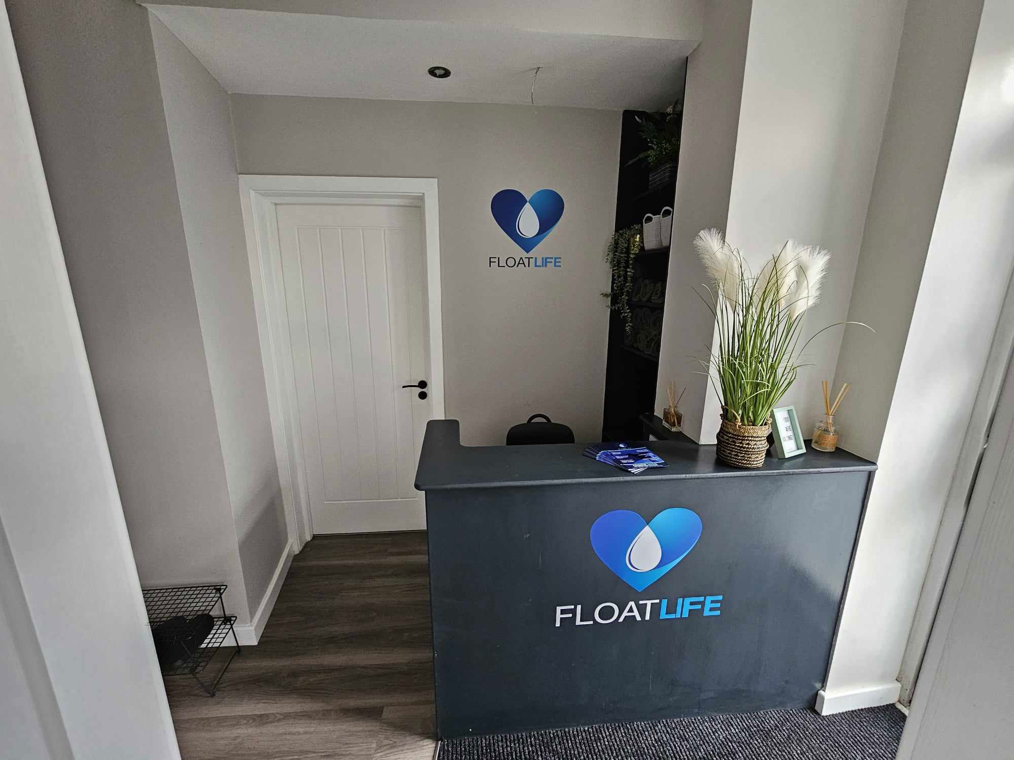 Welcome to FLOATLIFE